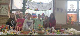 Васкршњи базар и такмичење у куцању јајима